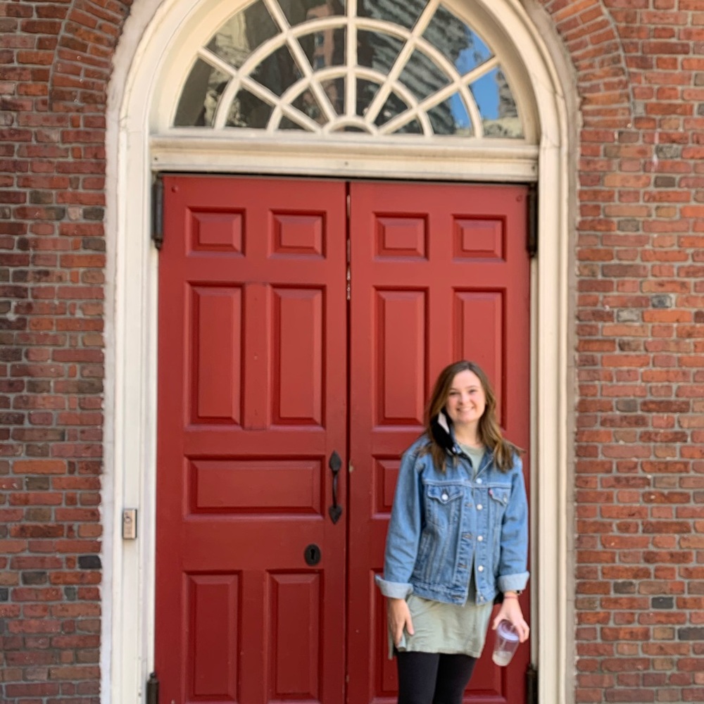 Meet your Posher, Madeline